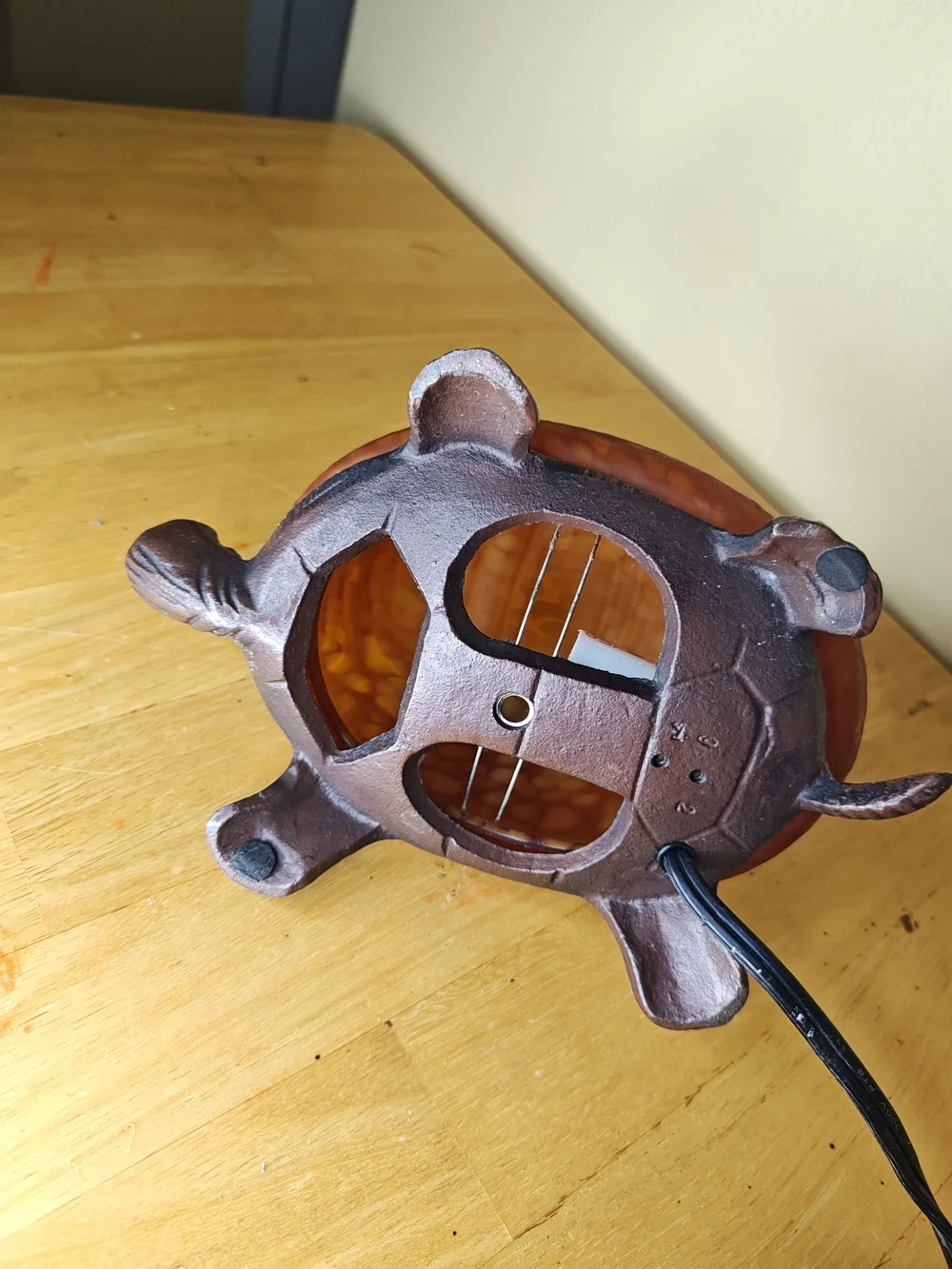 Vintage Amber Glass Turtle Lamp Cast Iron Base Tiffany Style Accent Nightlight